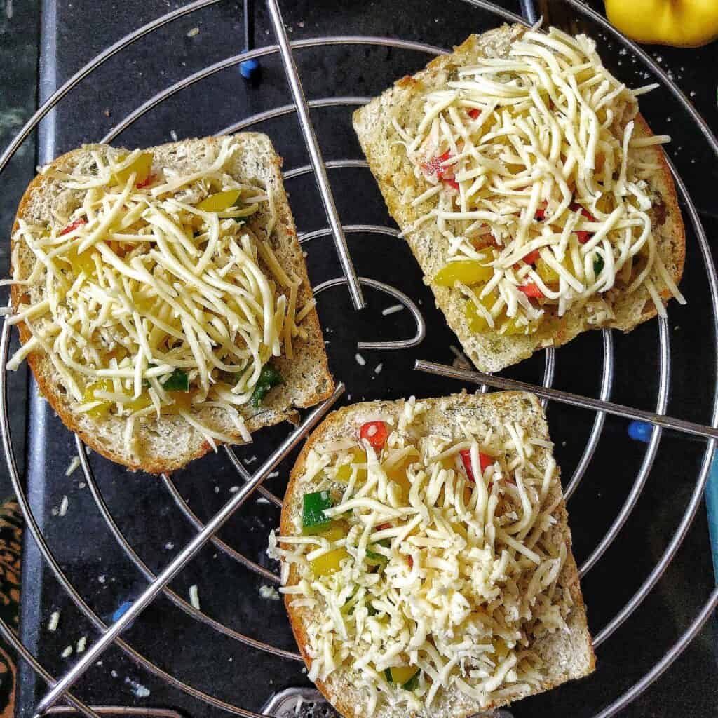 Cheese chilli Toast