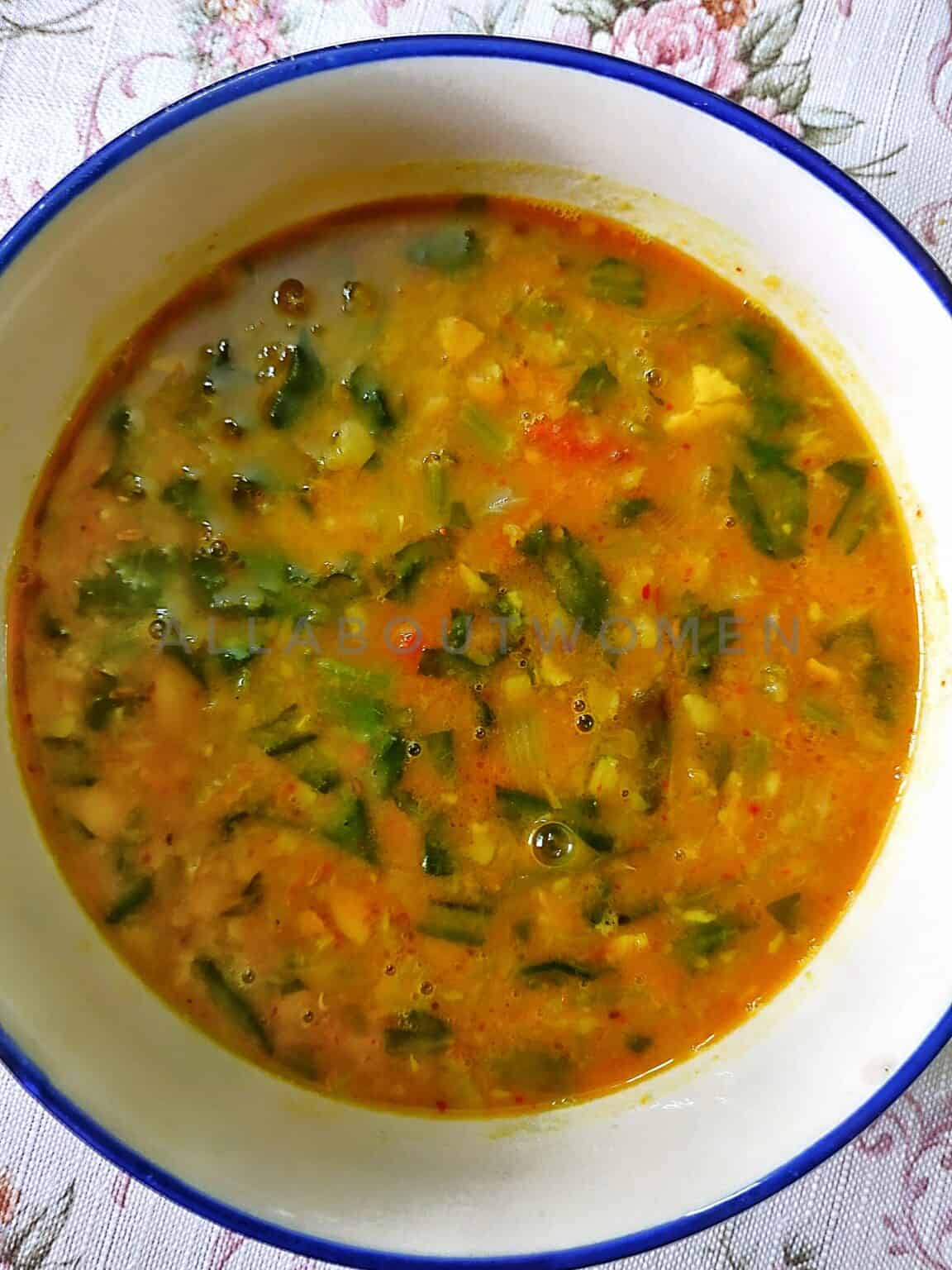 Dal palak/ Spinach curry Recipe | SpicenSweet