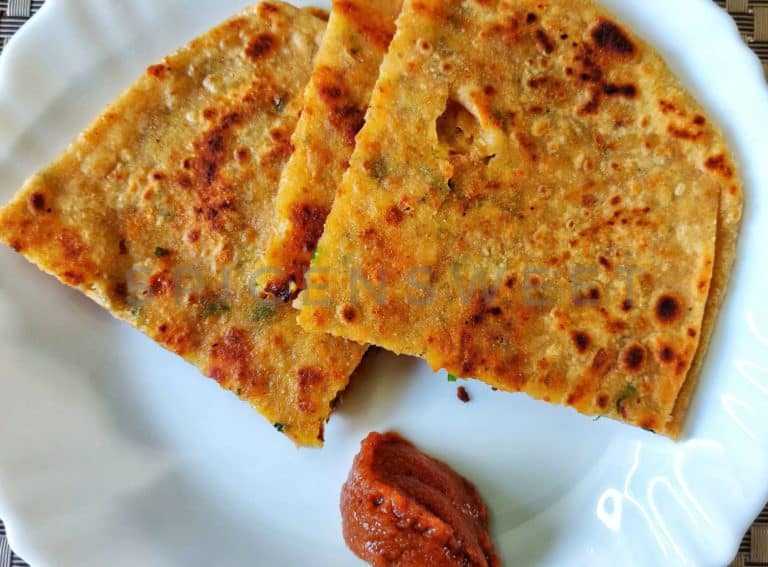 how many calories in mooli paratha