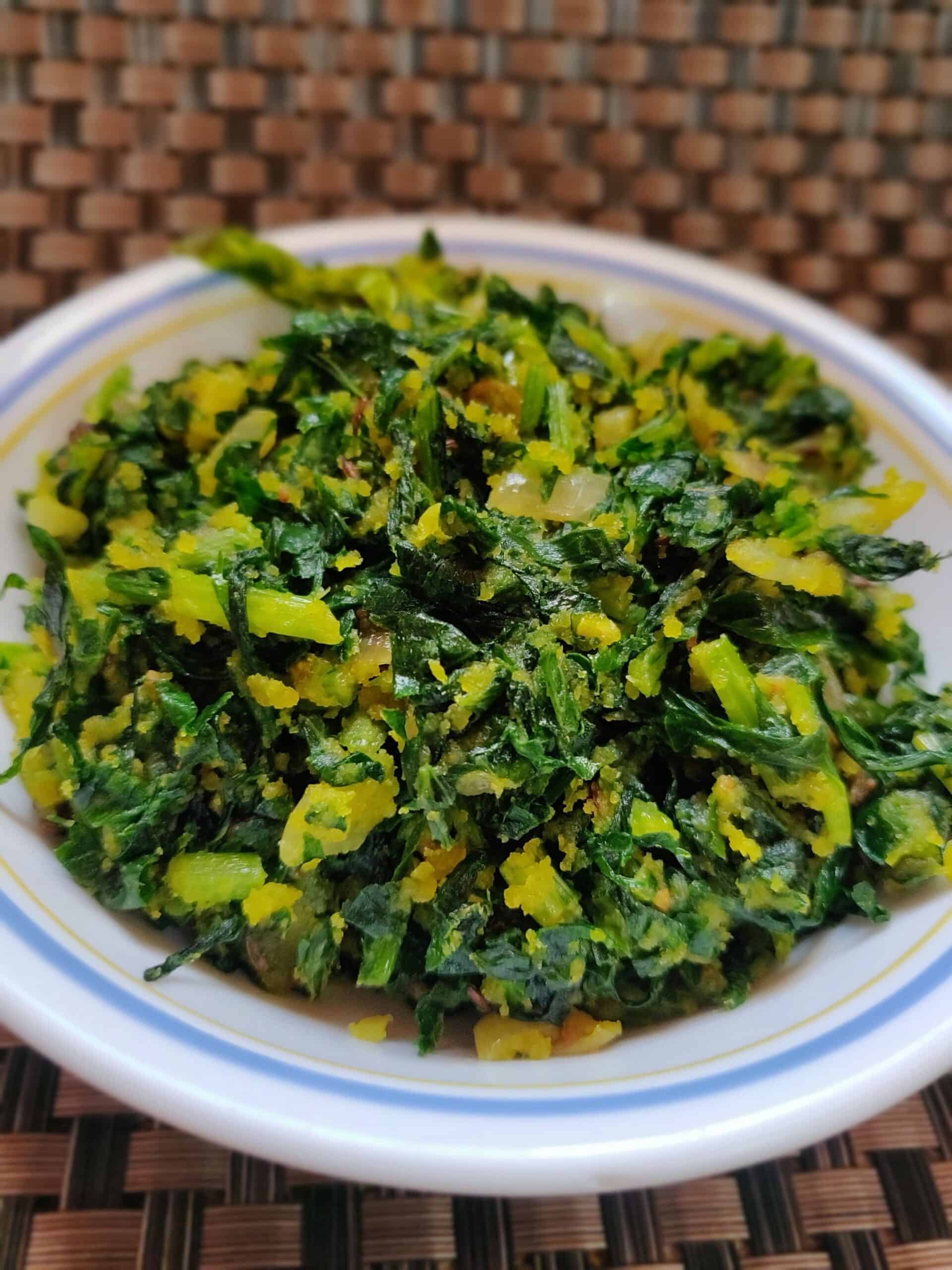 Mooli ka saag | SpicenSweet